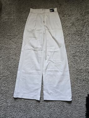 Express White Relaxed Wide-Leg Super High-Rise Pants